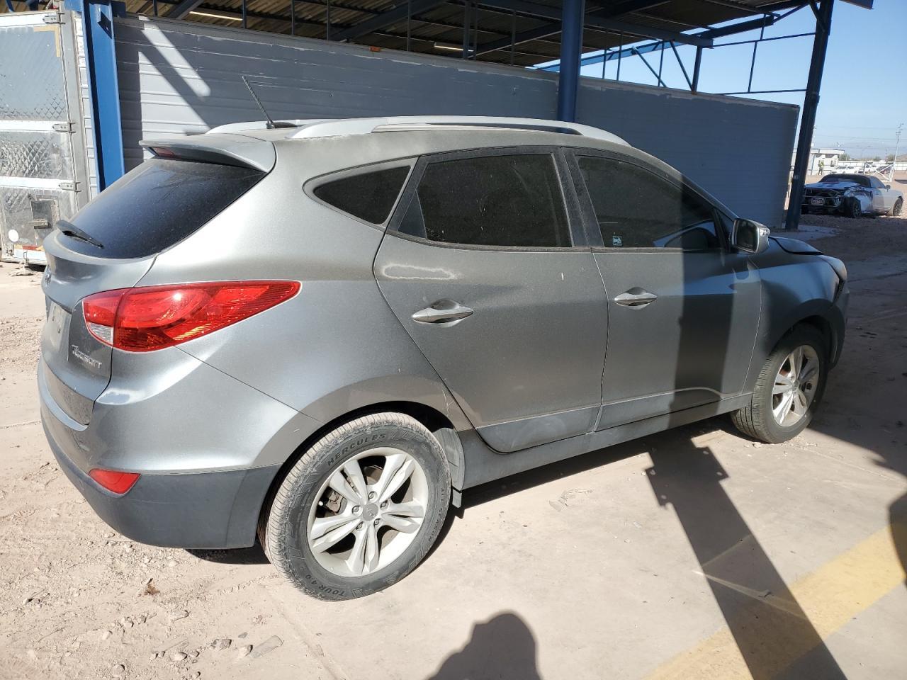 2012 HYUNDAI TUCSON GLS - Image 3