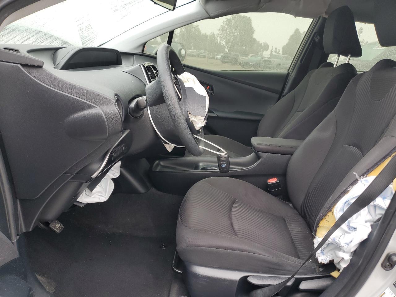 2016 TOYOTA PRIUS - Фото 7