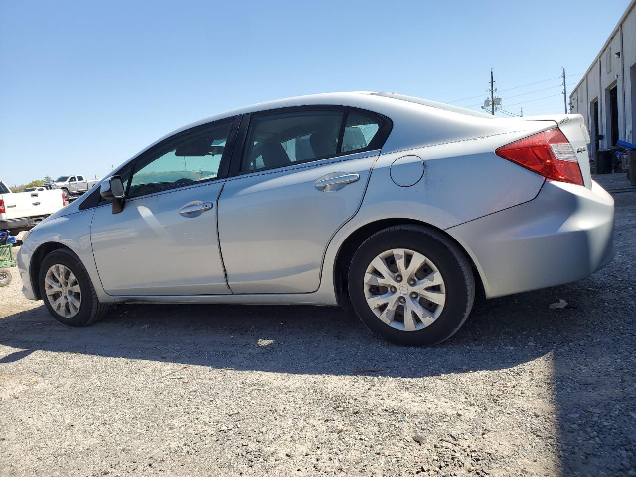 2012 HONDA CIVIC LX - Image 2