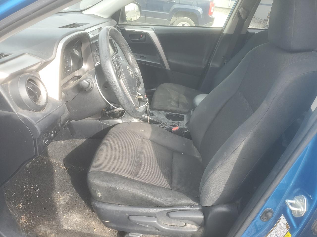 2018 TOYOTA RAV4 LE - Image 7