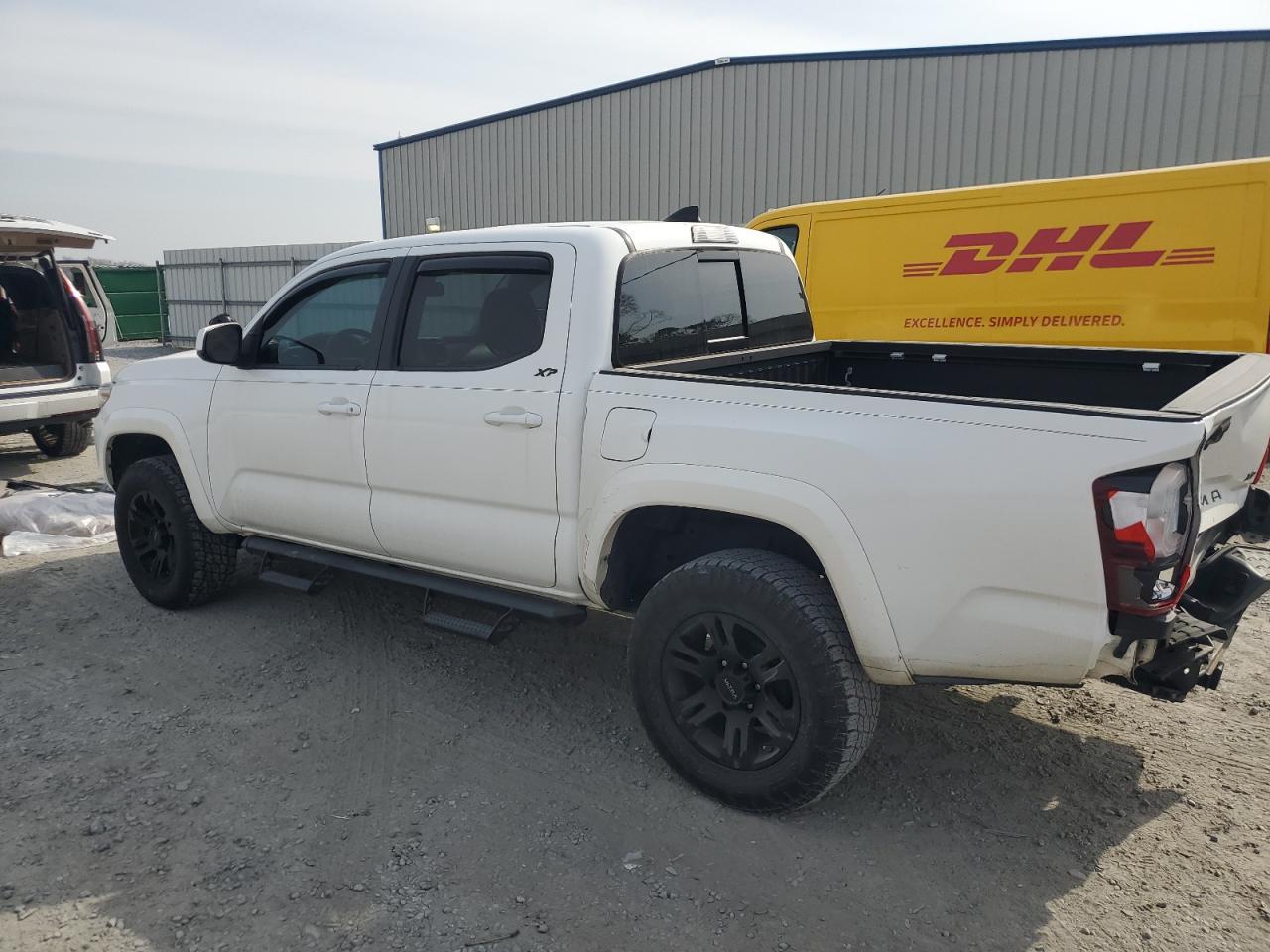 2018 TOYOTA TACOMA DOU - Фото 2