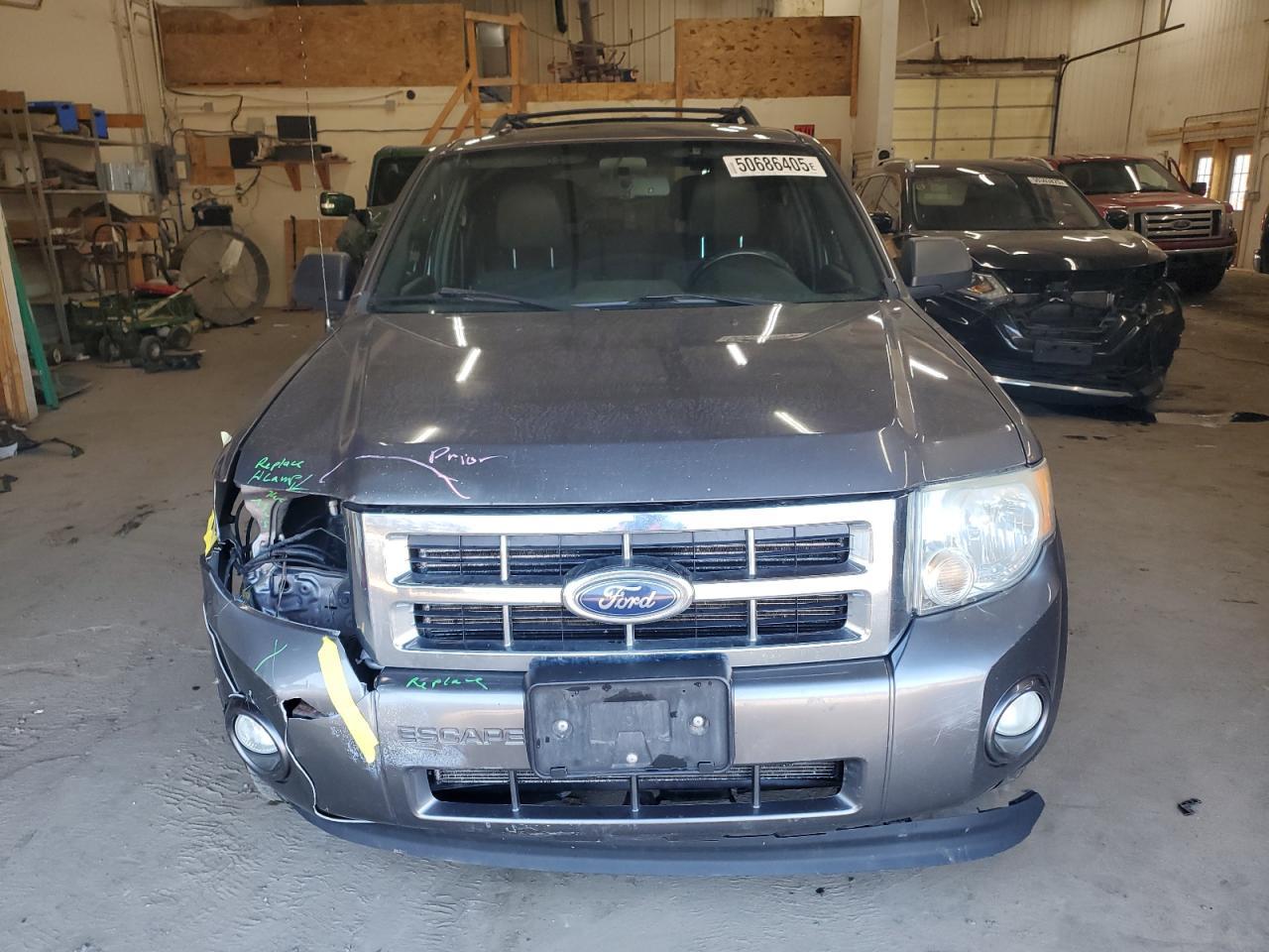 2012 FORD ESCAPE XLT - Image 5