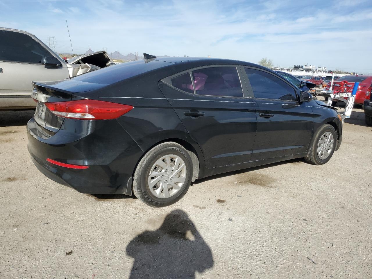 2017 HYUNDAI ELANTRA SE - Image 3