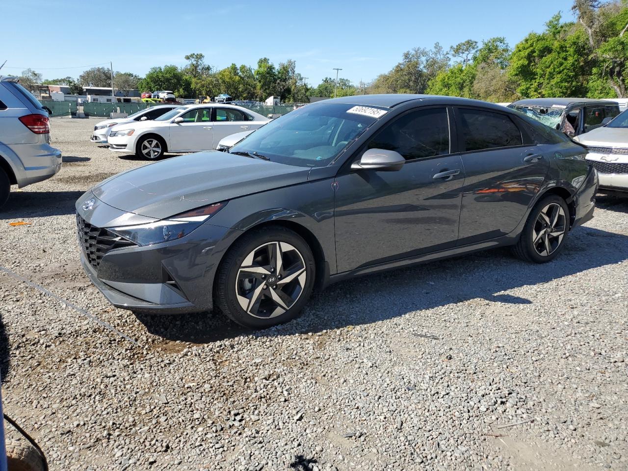 2023 HYUNDAI ELANTRA SE