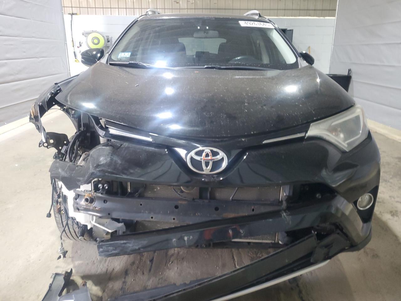 2016 TOYOTA RAV4 XLE - Фото 5