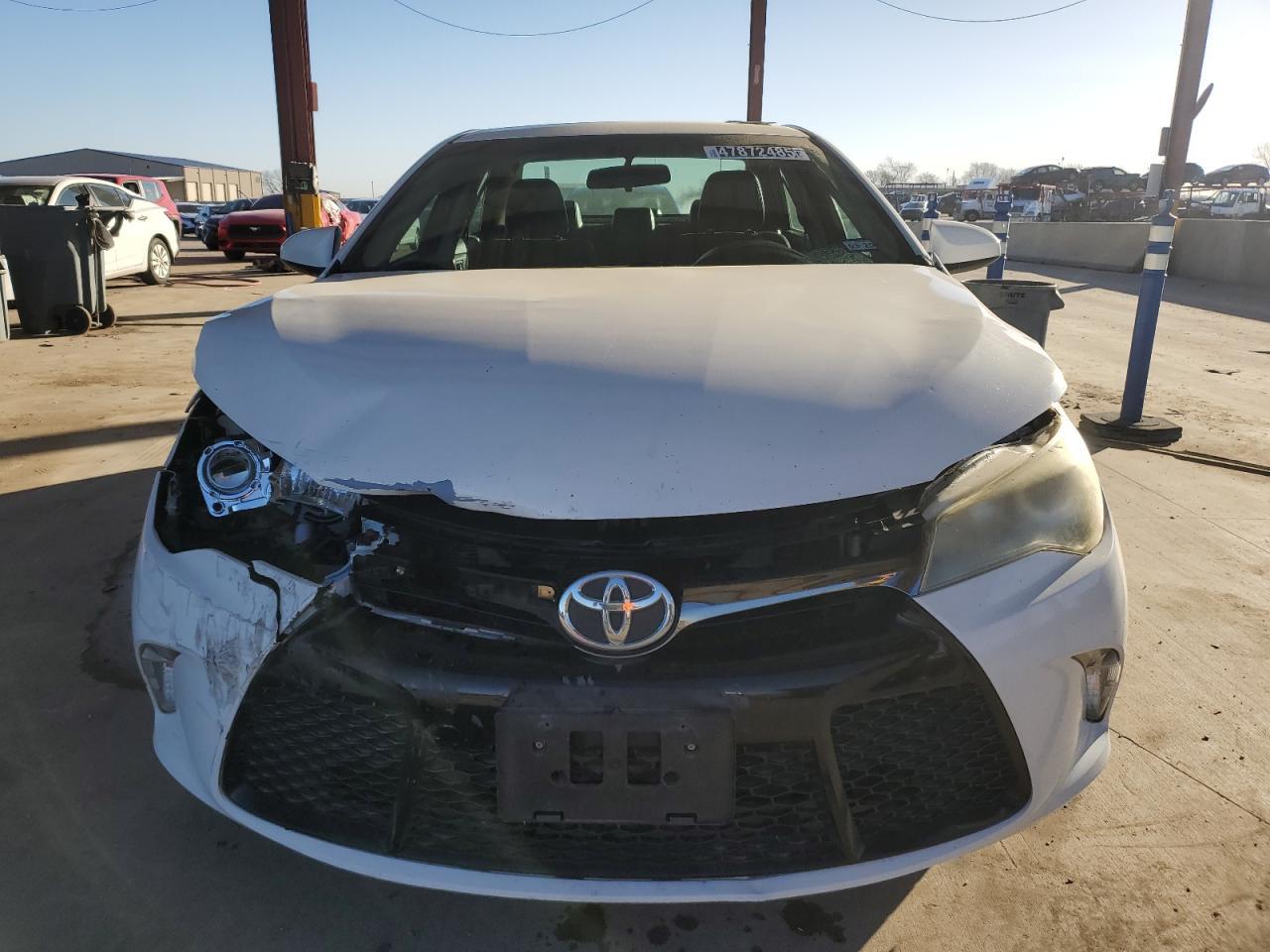 2017 TOYOTA CAMRY LE - Image 5