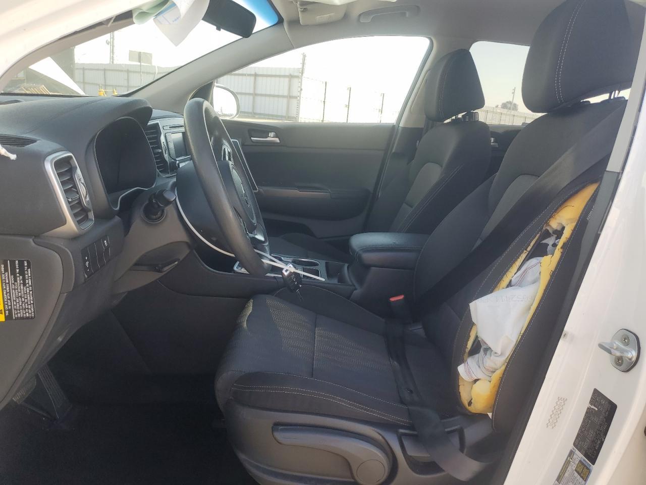 2017 KIA SPORTAGE L - Image 7