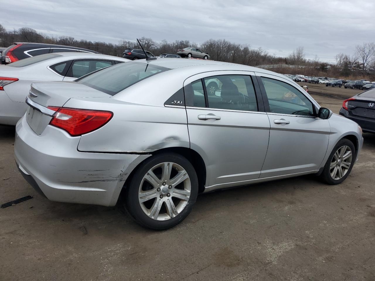 2012 CHRYSLER 200 - Image 3