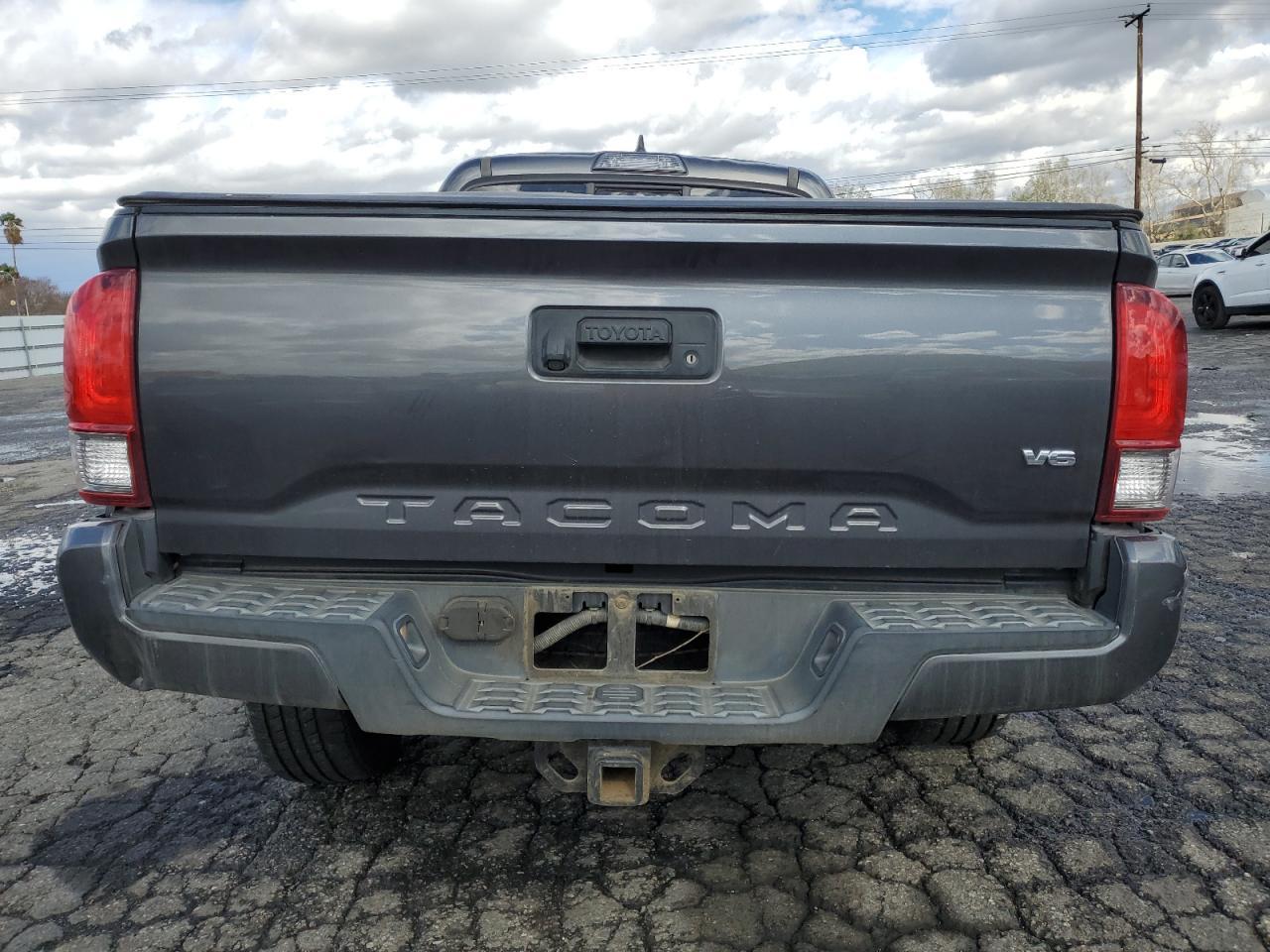 2016 TOYOTA TACOMA DOU - Фото 6