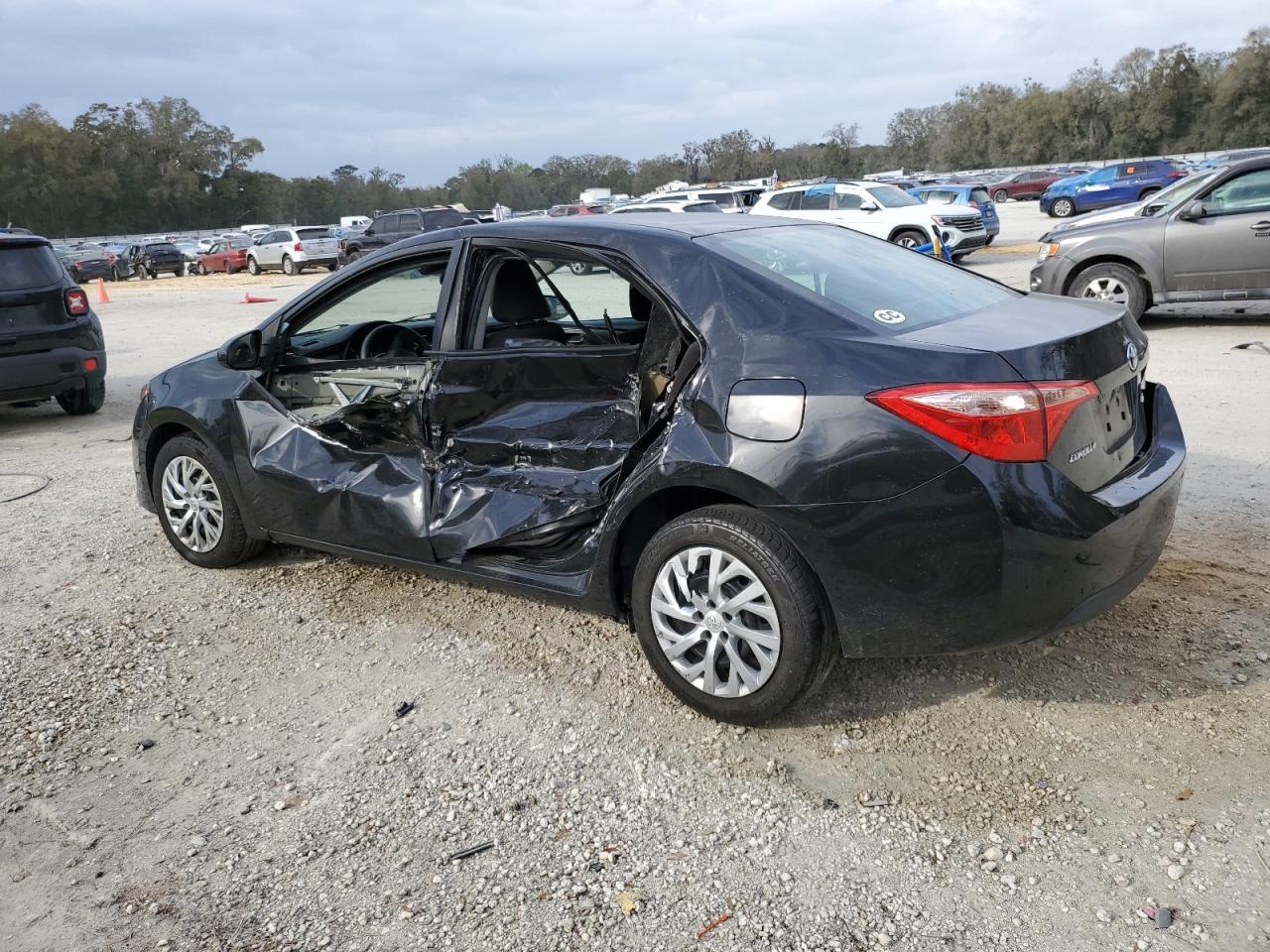2018 TOYOTA COROLLA L - Image 2