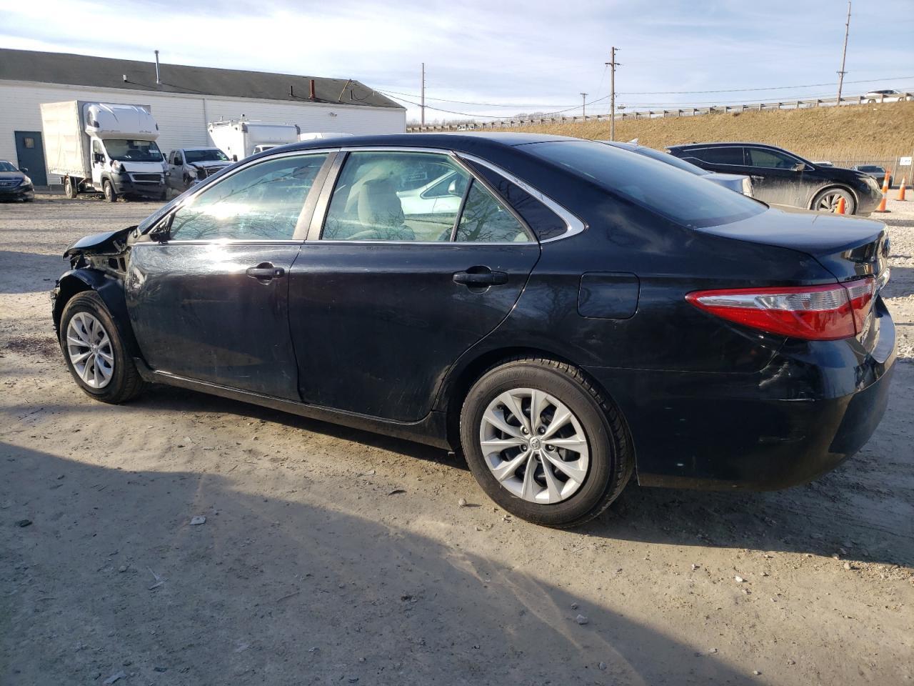 2016 TOYOTA CAMRY LE - Image 2