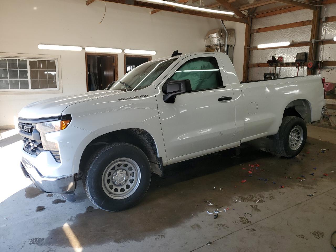 2024 CHEVROLET SILVERADO