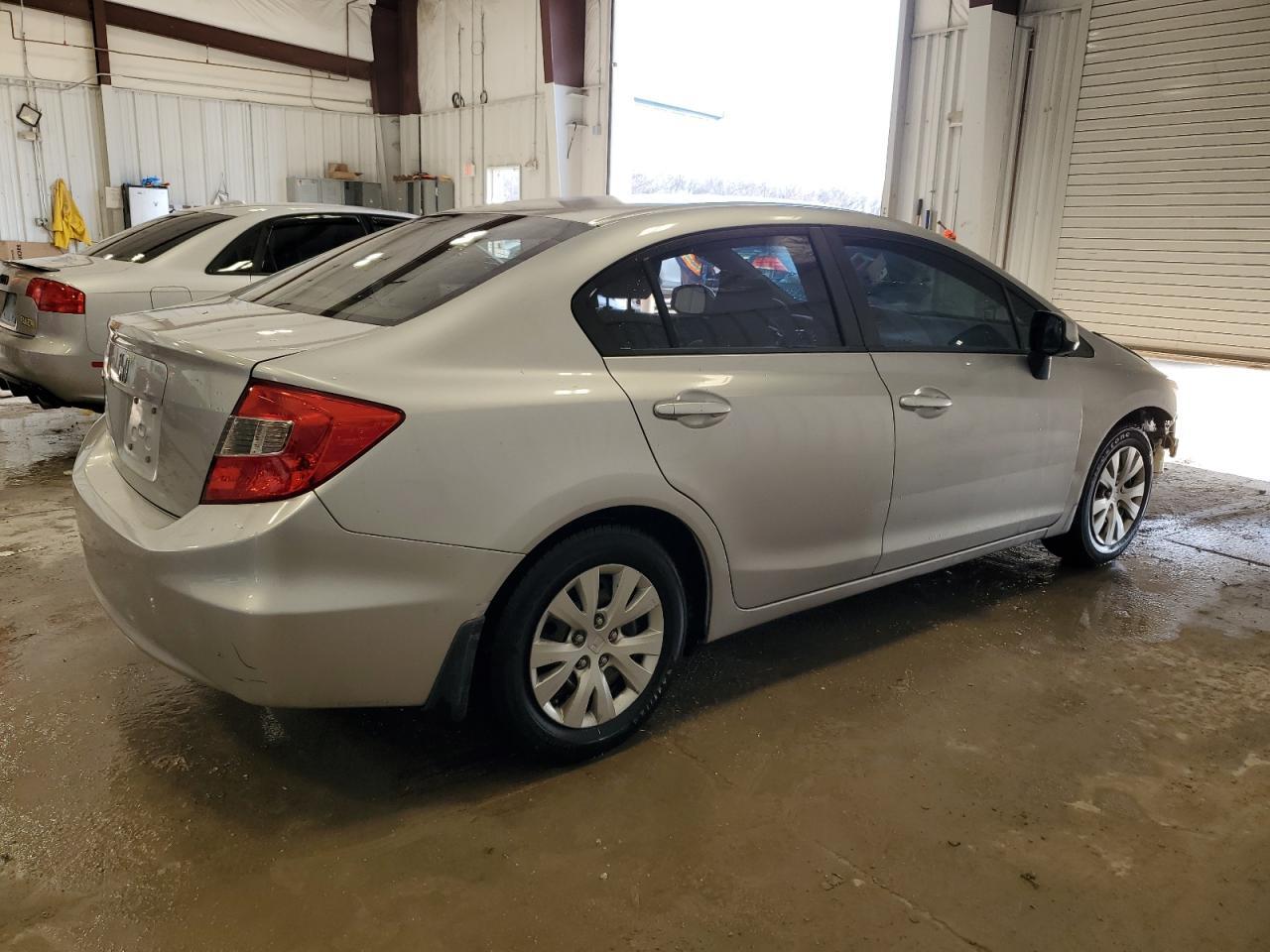 2012 HONDA CIVIC LX - Фото 3
