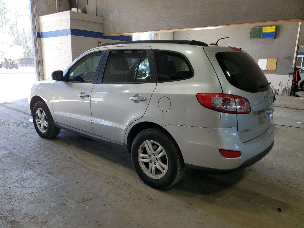 2011 HYUNDAI SANTA FE G - Image 2