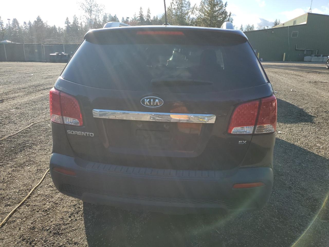 2012 KIA SORENTO EX - Image 6