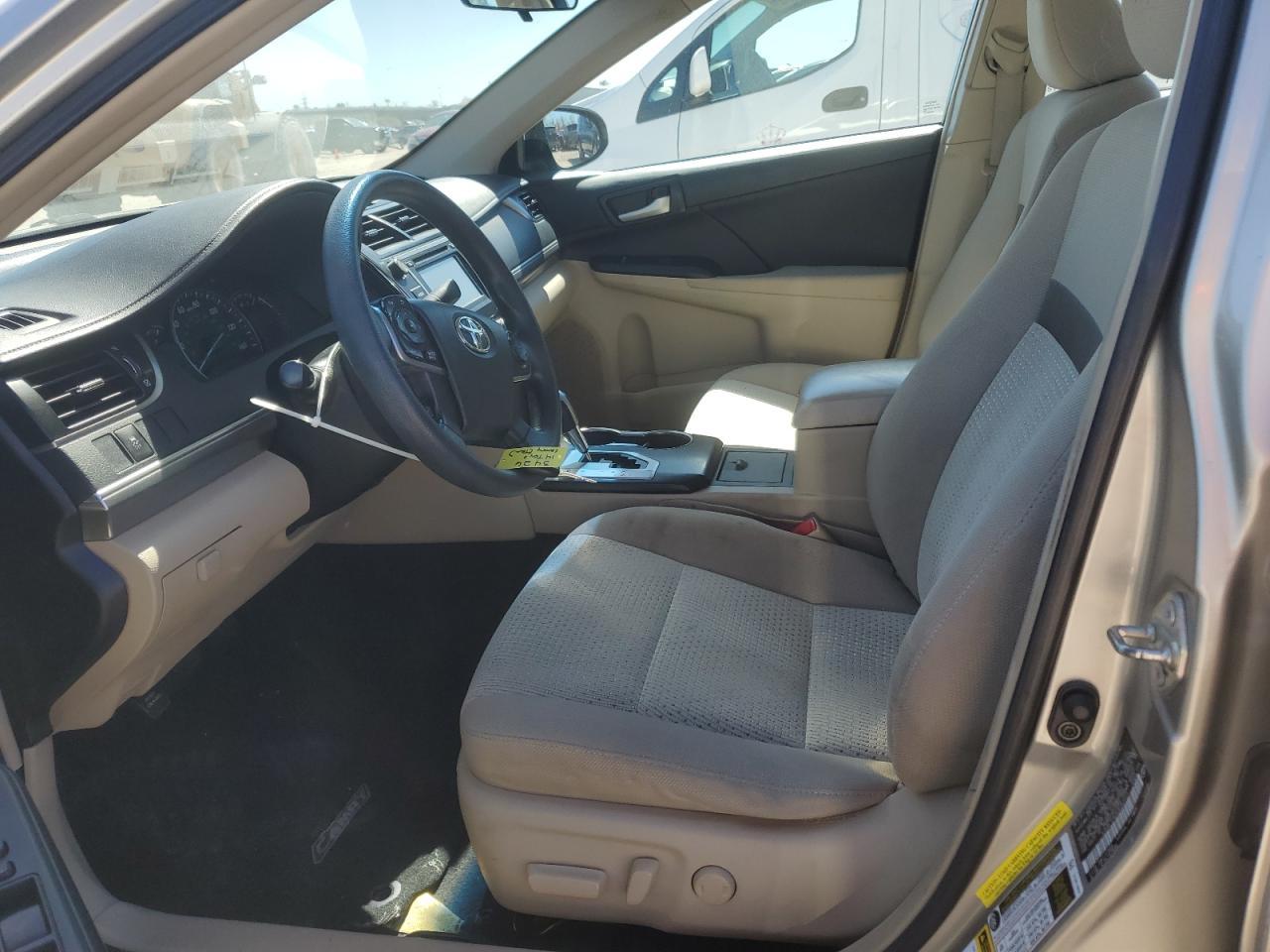 2014 TOYOTA CAMRY L - Image 7