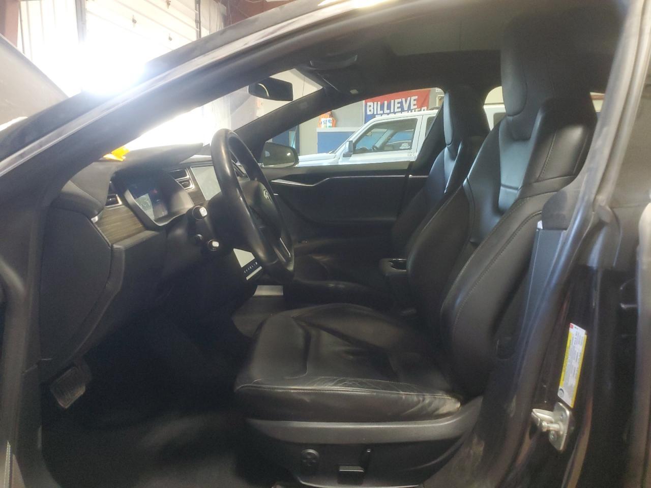2015 TESLA MODEL S 70 - Image 7