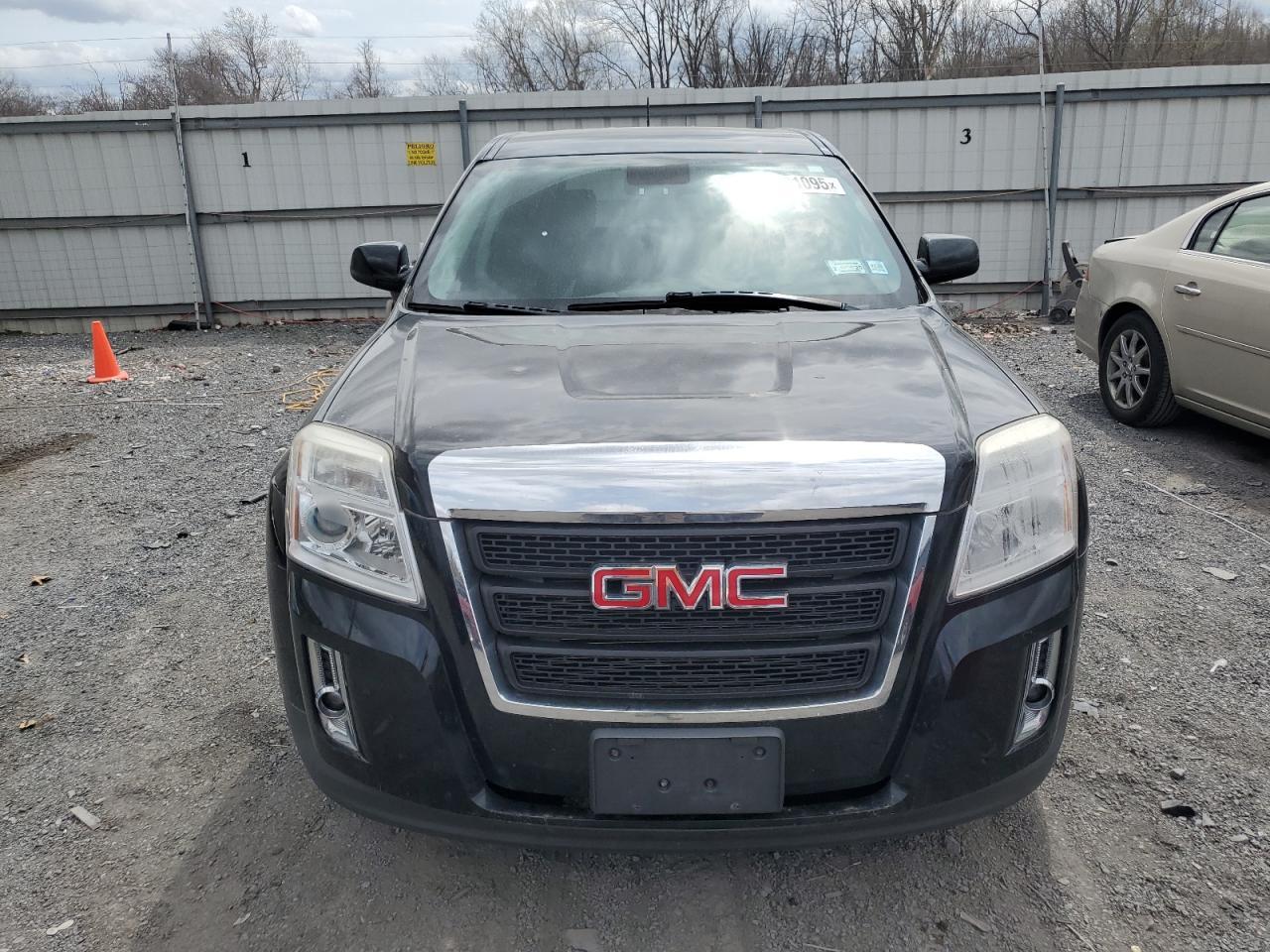 2014 GMC TERRAIN SL - Image 5