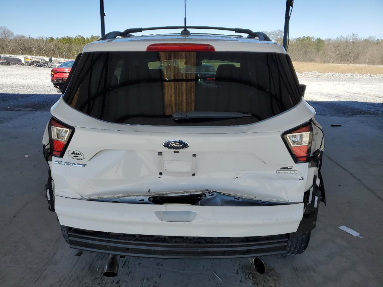 2017 FORD ESCAPE SE - Image 6