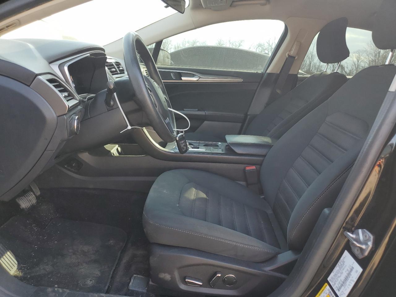 2017 FORD FUSION SE - Фото 7