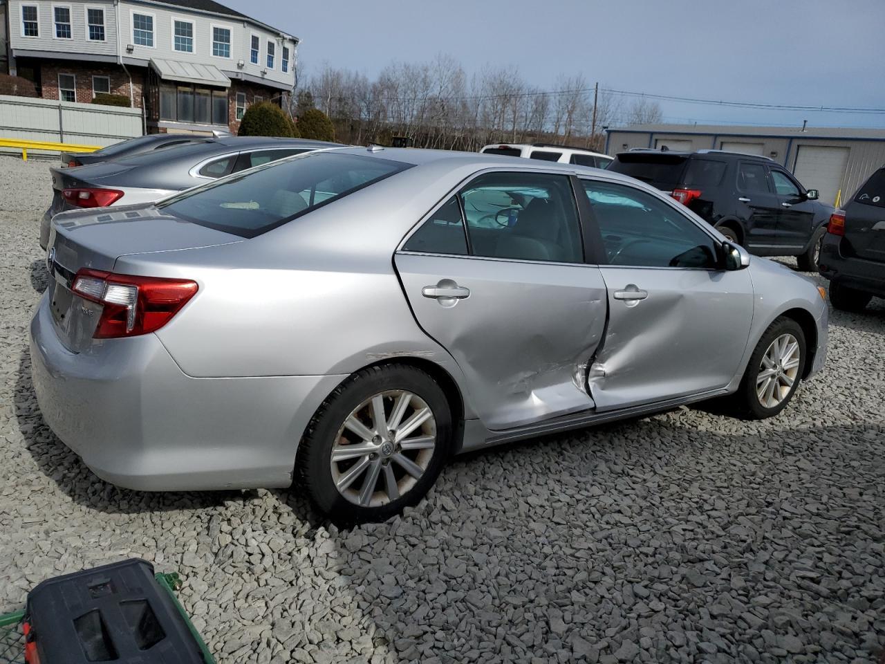 2013 TOYOTA CAMRY L - Фото 3