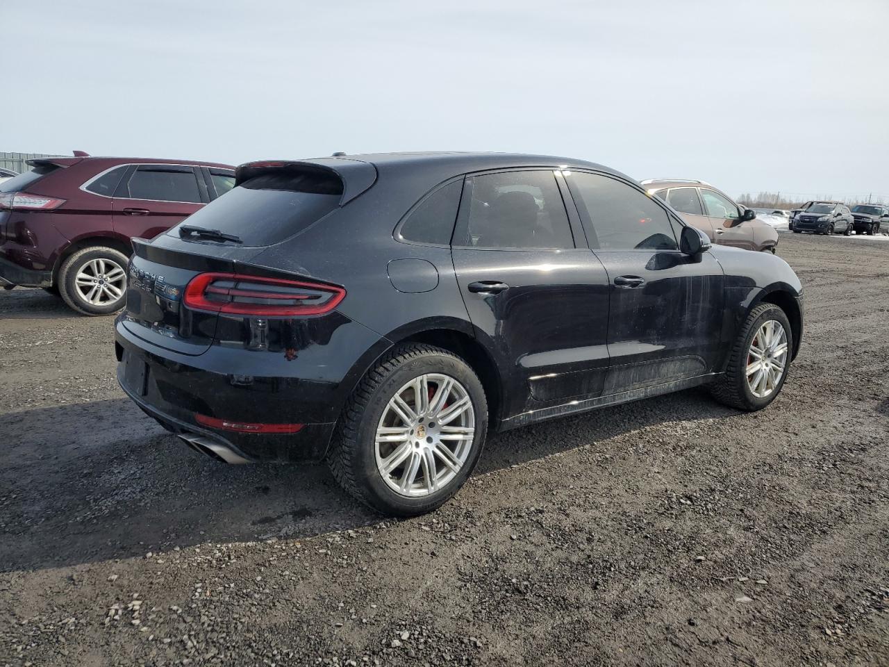 2015 PORSCHE MACAN TURB - Image 3