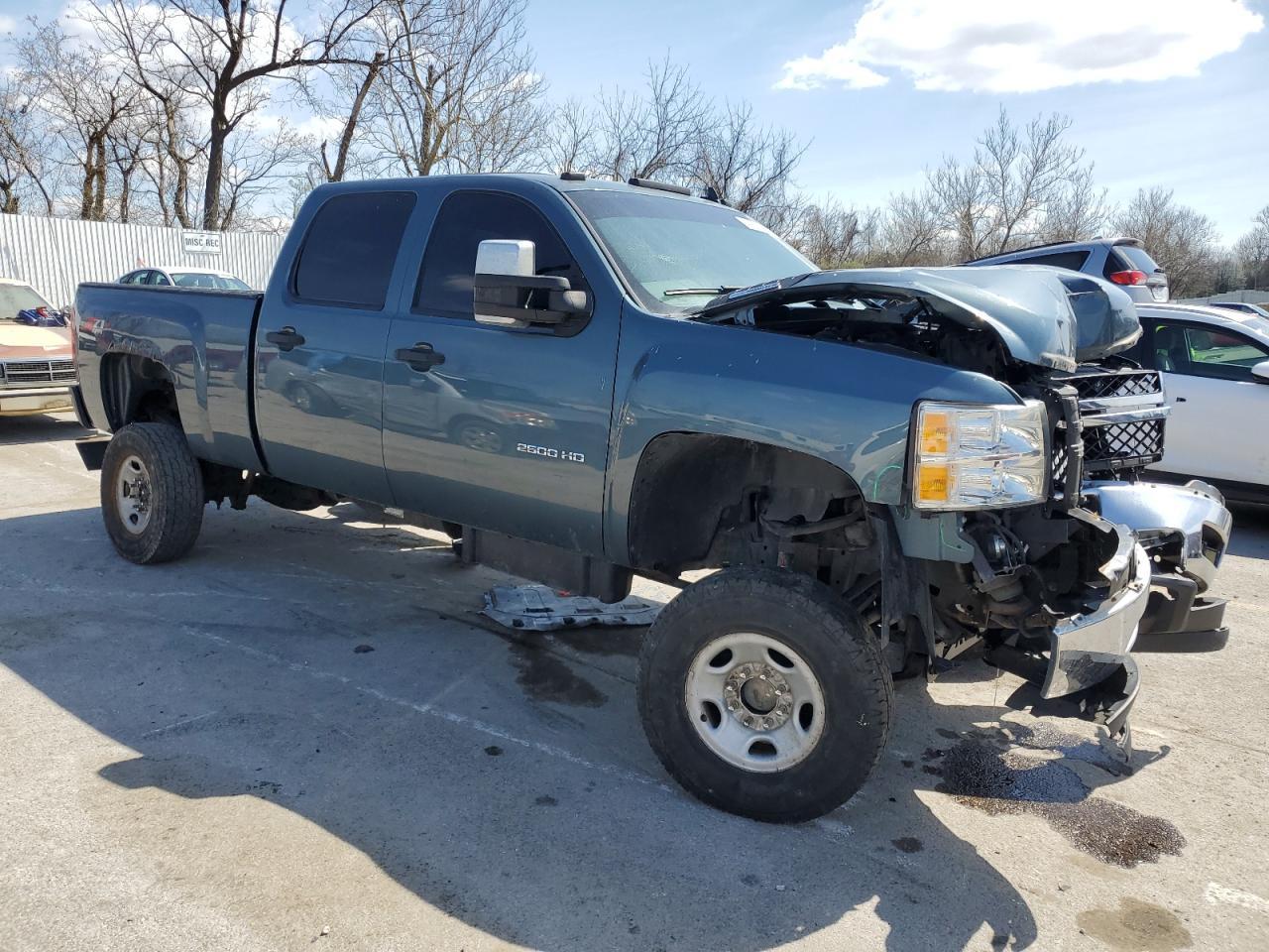 2013 CHEVROLET SILVERADO - Фото 4