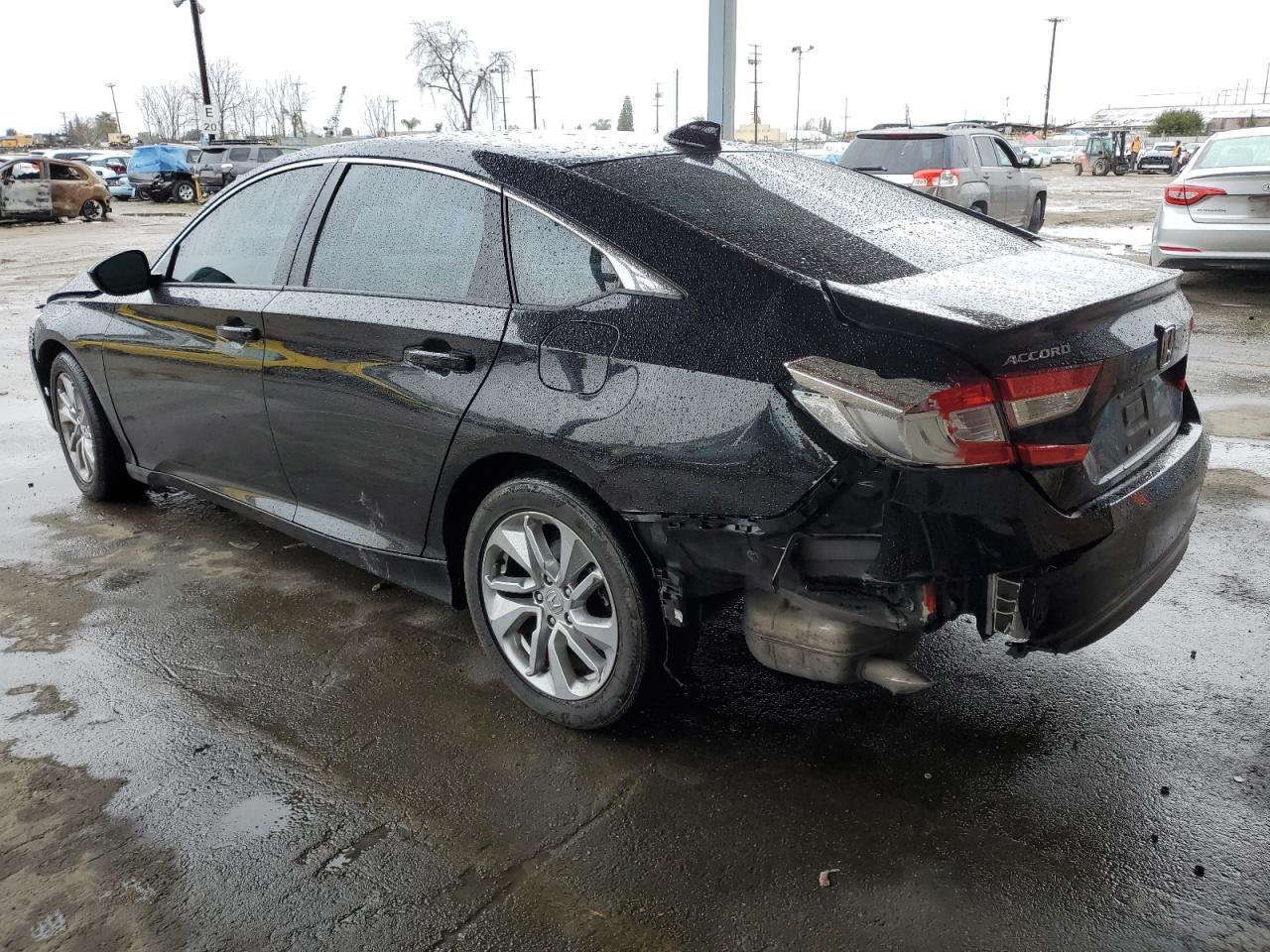 2018 HONDA ACCORD LX - Image 2