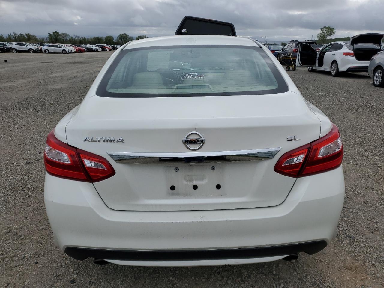 2017 NISSAN ALTIMA 2.5 - Фото 6