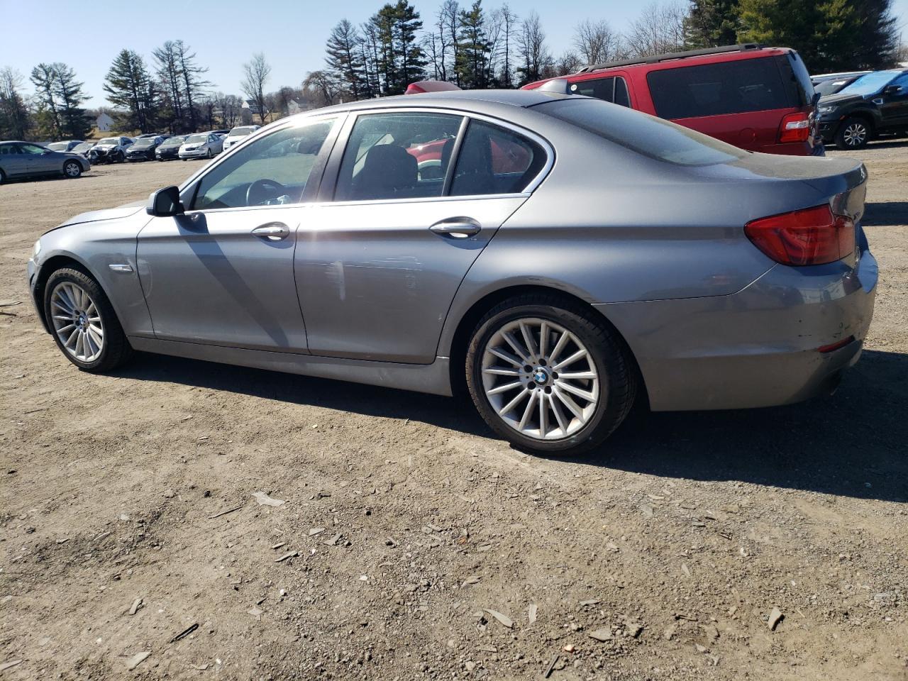 2013 BMW 535 XI - Image 2
