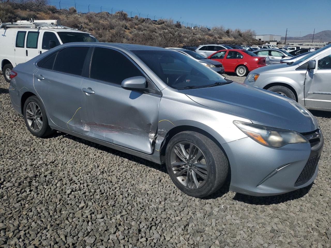 2016 TOYOTA CAMRY LE - Фото 4
