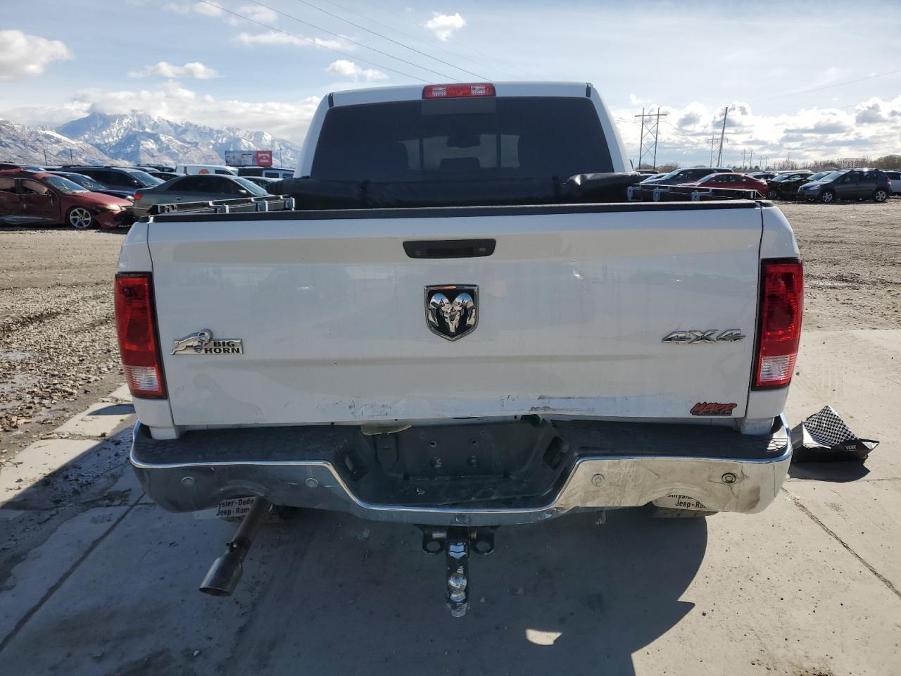 2017 RAM 1500 SLT - Image 6
