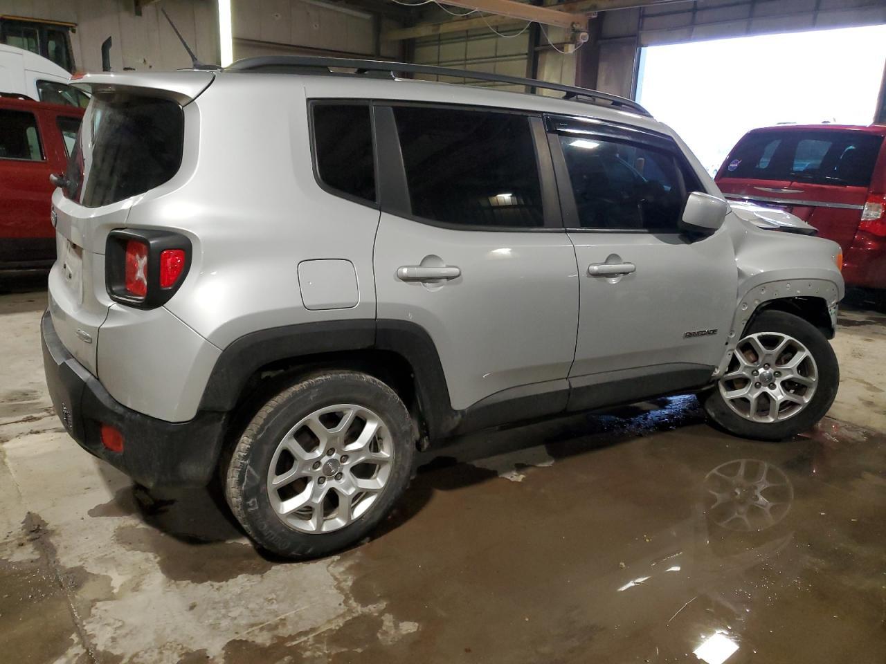 2017 JEEP RENEGADE L - Image 3