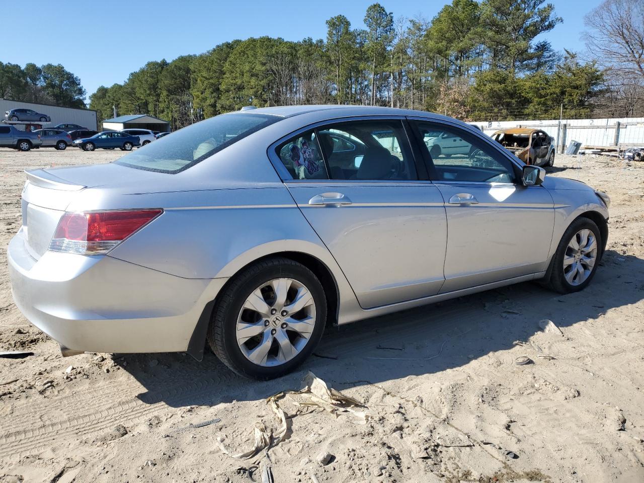 2010 HONDA ACCORD EXL - Image 3