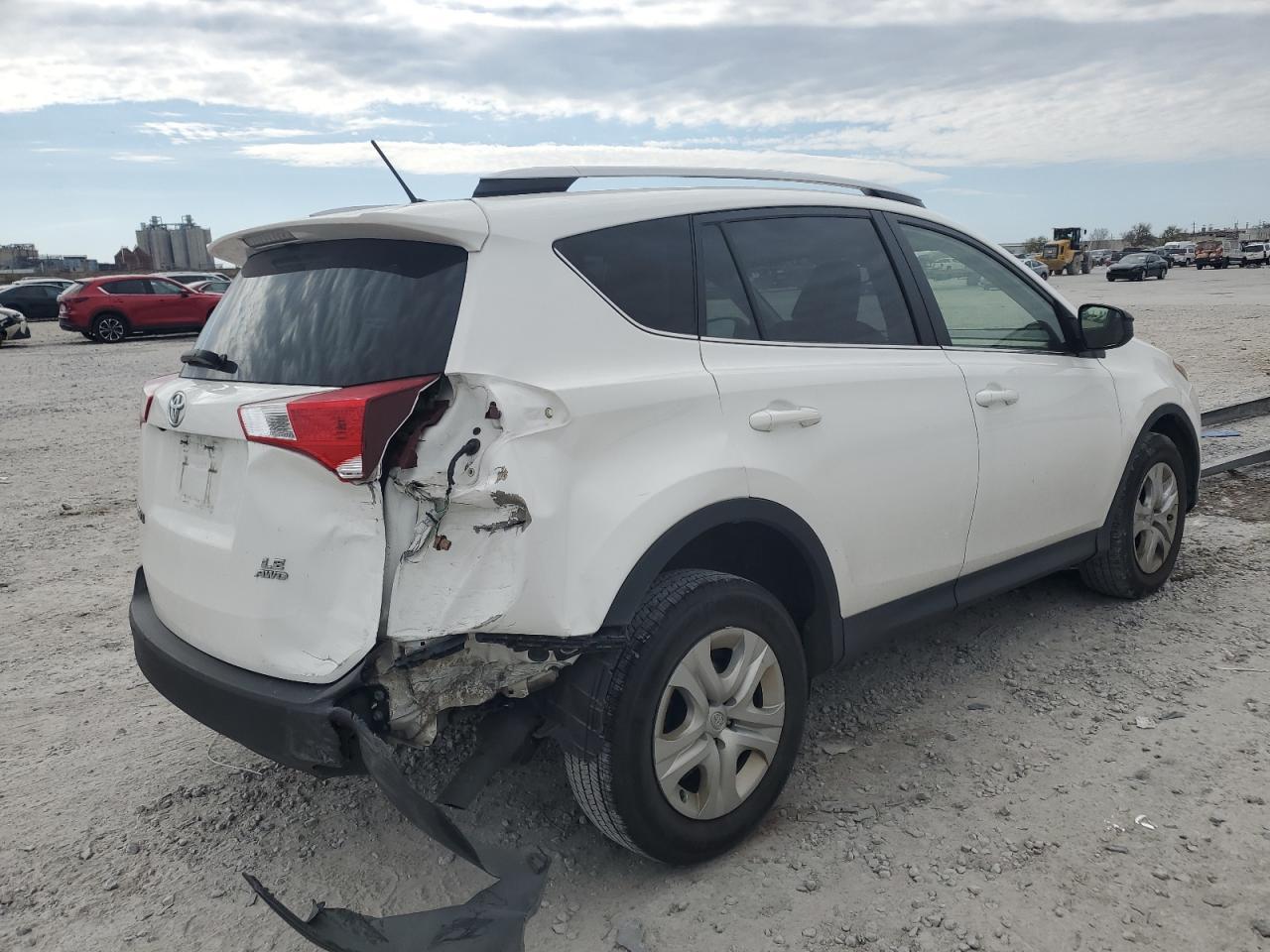 2014 TOYOTA RAV4 LE - Image 3