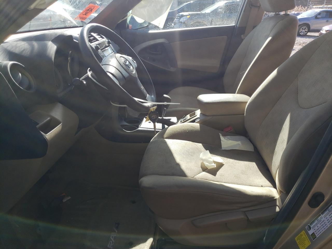 2011 TOYOTA RAV4 - Image 7