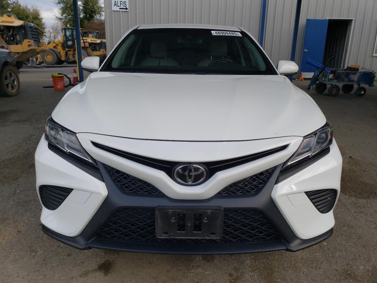 2018 TOYOTA CAMRY L - Фото 5