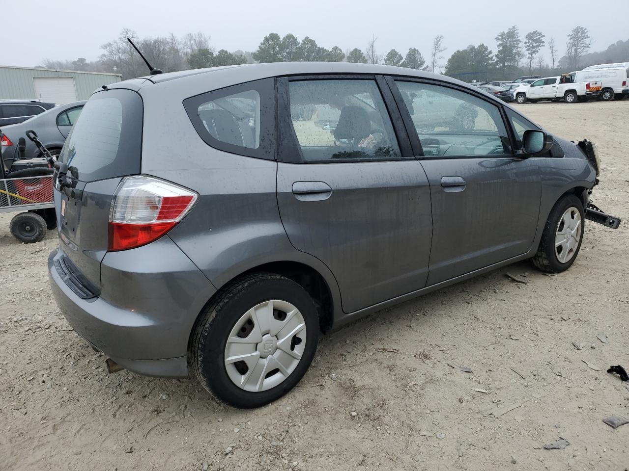 2013 HONDA FIT - Фото 3