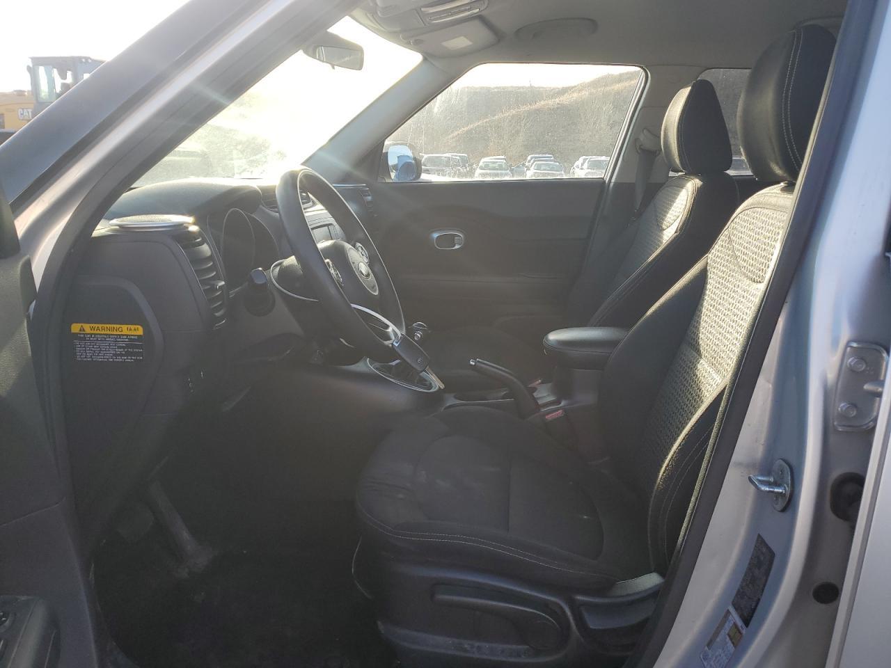 2016 KIA SOUL + - Image 7