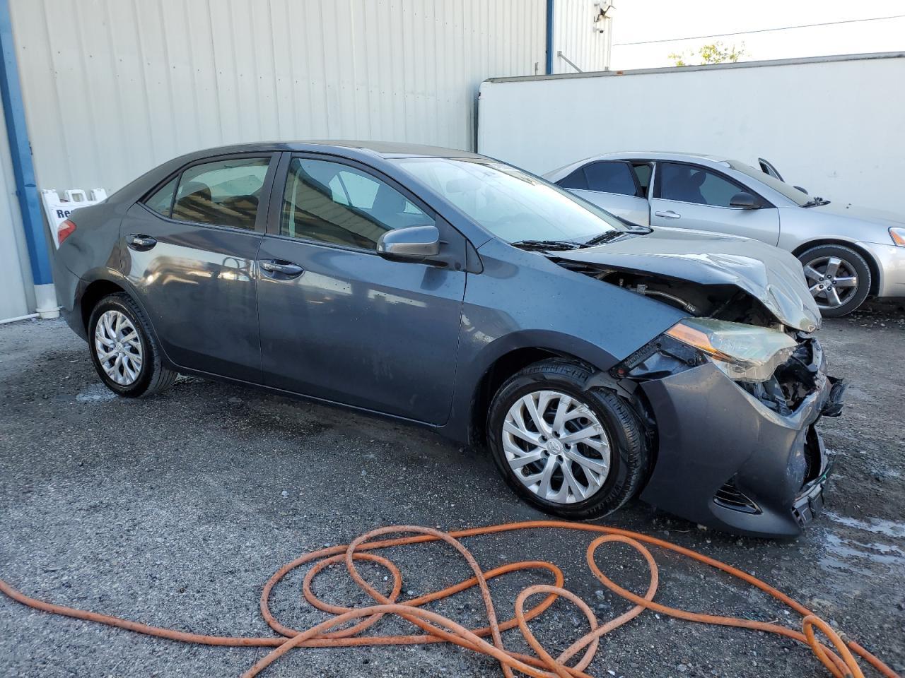 2018 TOYOTA COROLLA L - Image 4