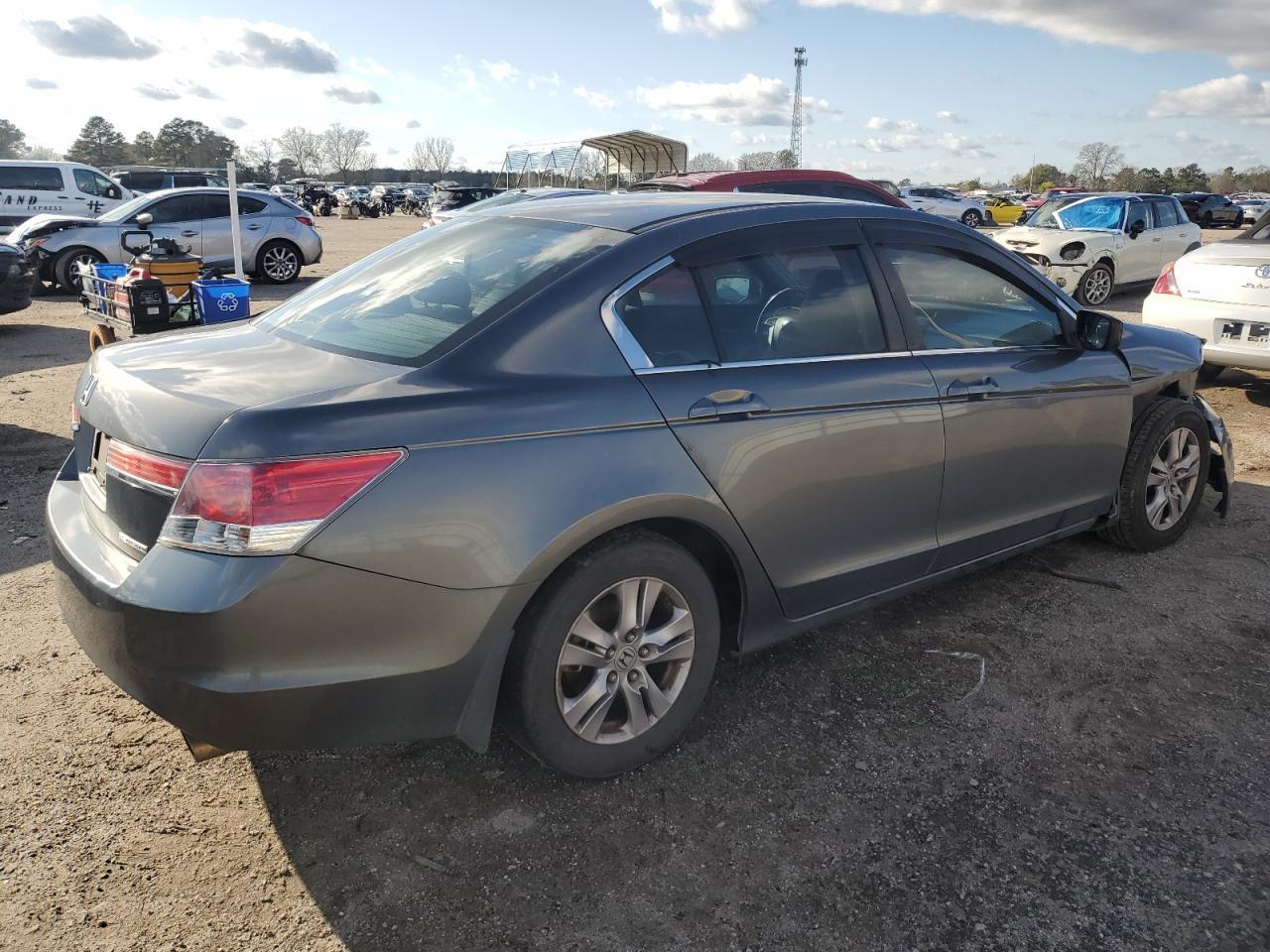 2012 HONDA ACCORD SE - Image 3