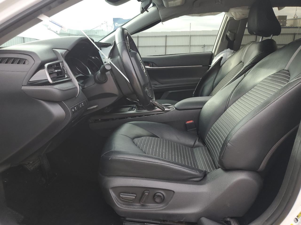 2021 TOYOTA CAMRY SE - Фото 7