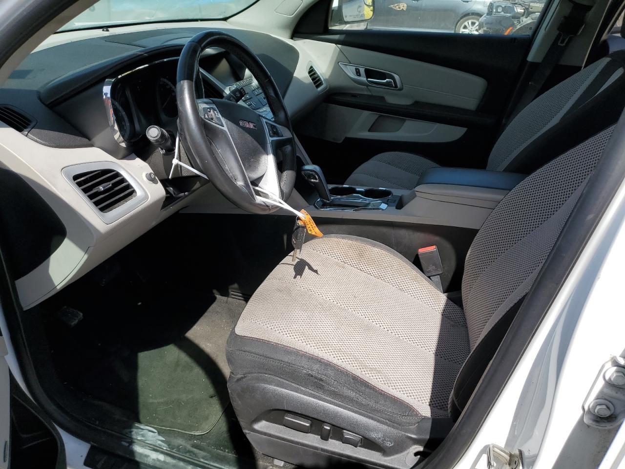 2013 GMC TERRAIN SL - Image 7