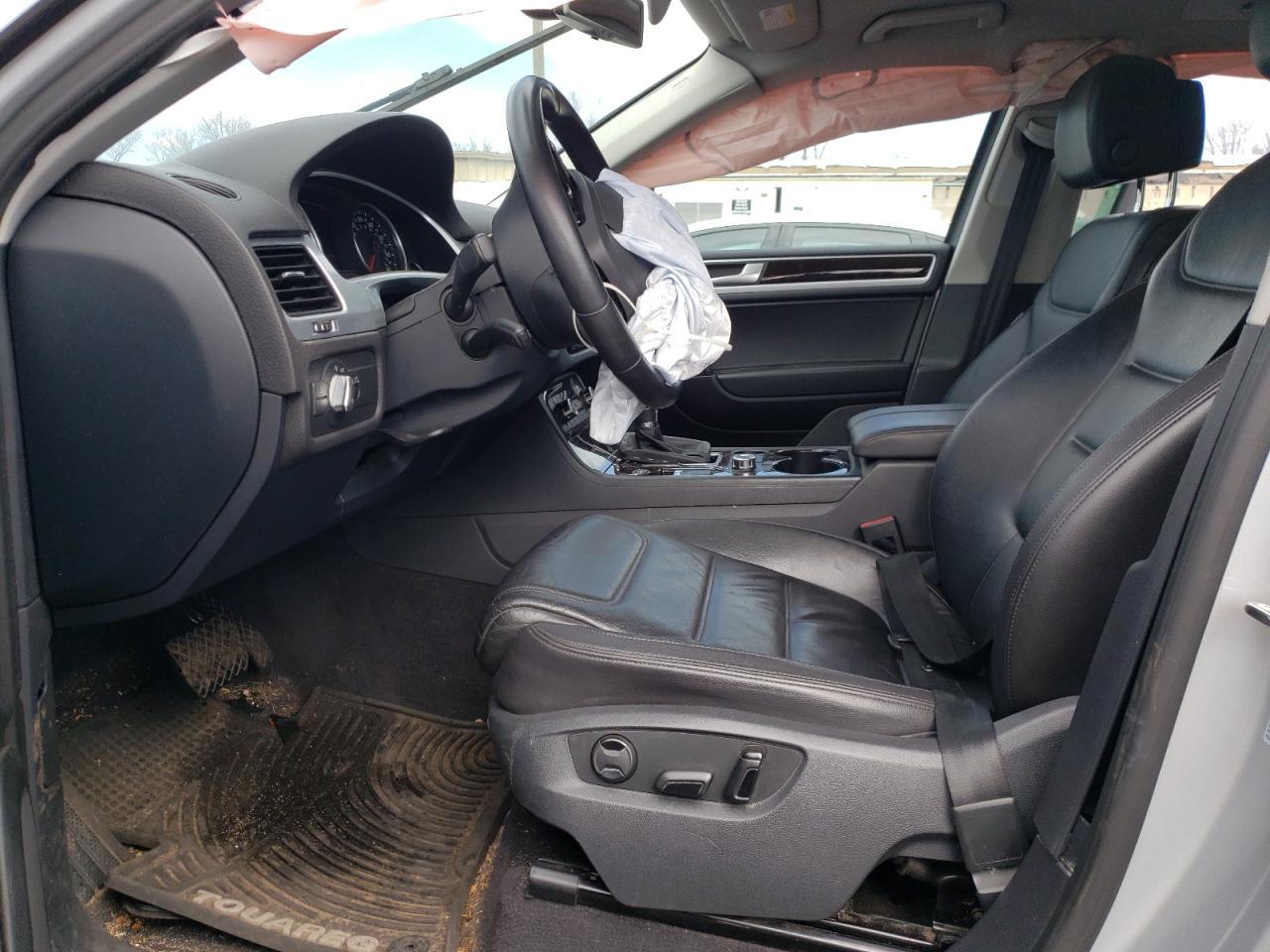 2013 VOLKSWAGEN TOUAREG V6 - Фото 7