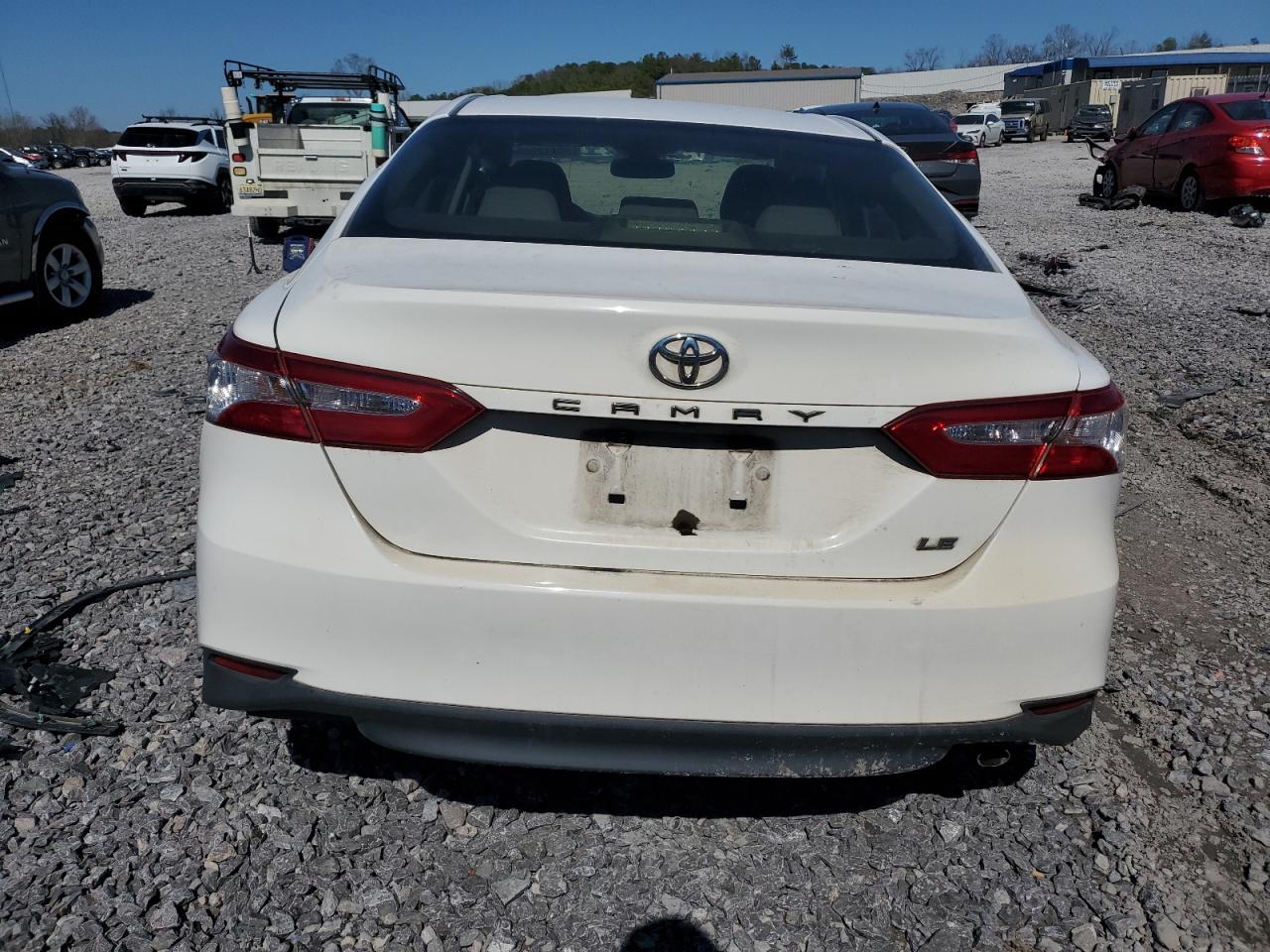 2018 TOYOTA CAMRY L - Image 6