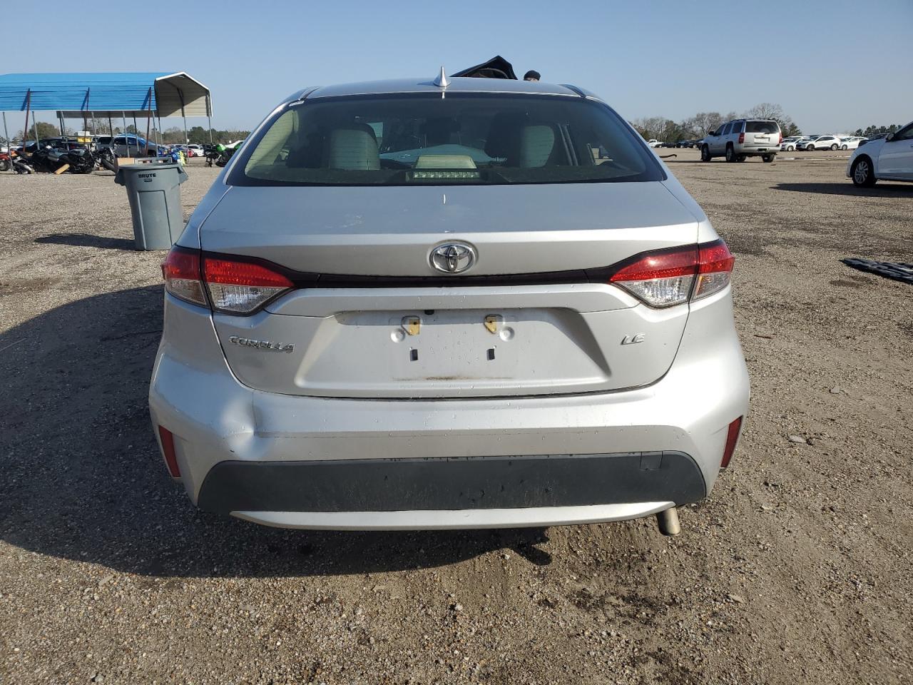 2021 TOYOTA COROLLA LE - Фото 6