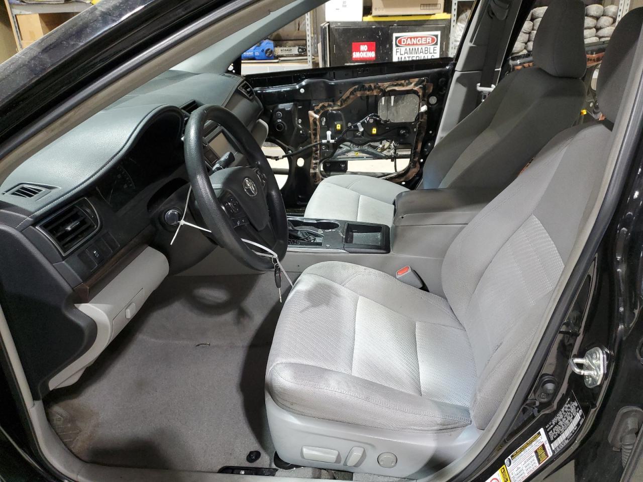 2015 TOYOTA CAMRY LE - Image 7