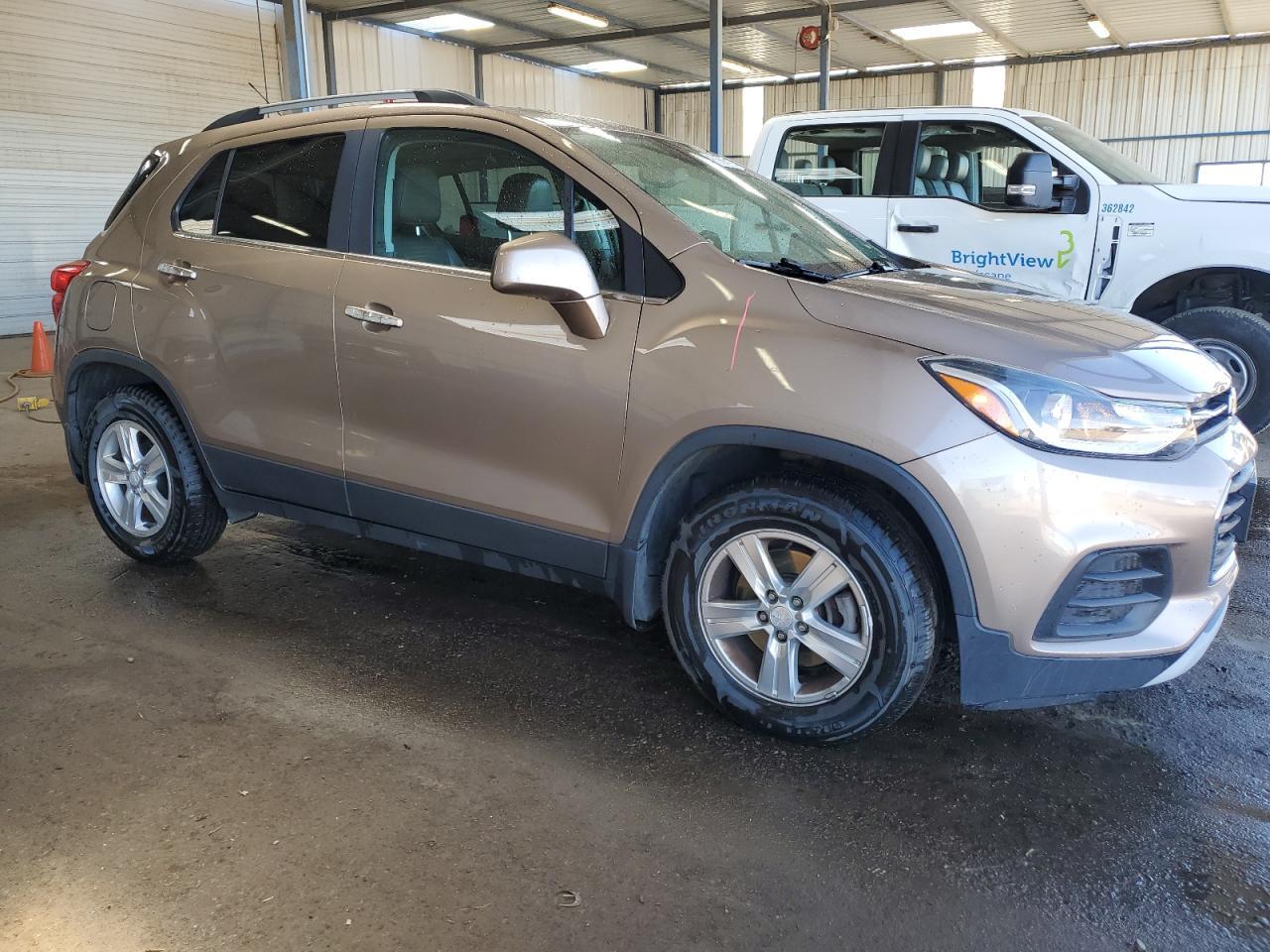 2018 CHEVROLET TRAX 1LT - Image 4
