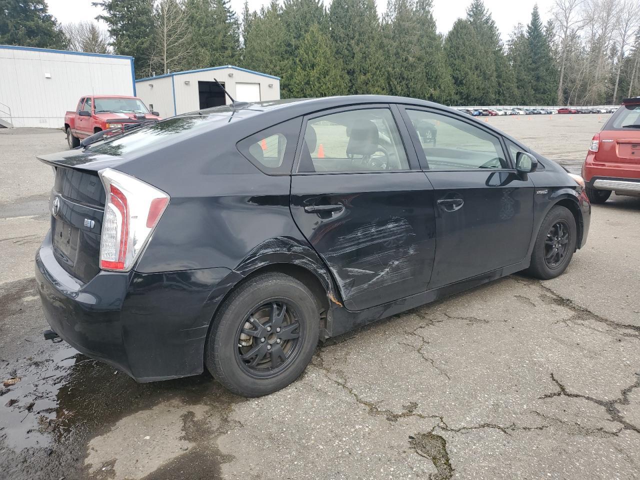 2013 TOYOTA PRIUS - Image 3