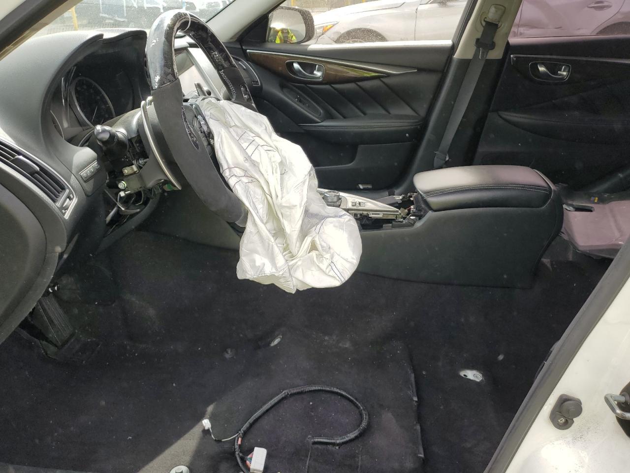 2018 INFINITI Q50 LUXE - Фото 7